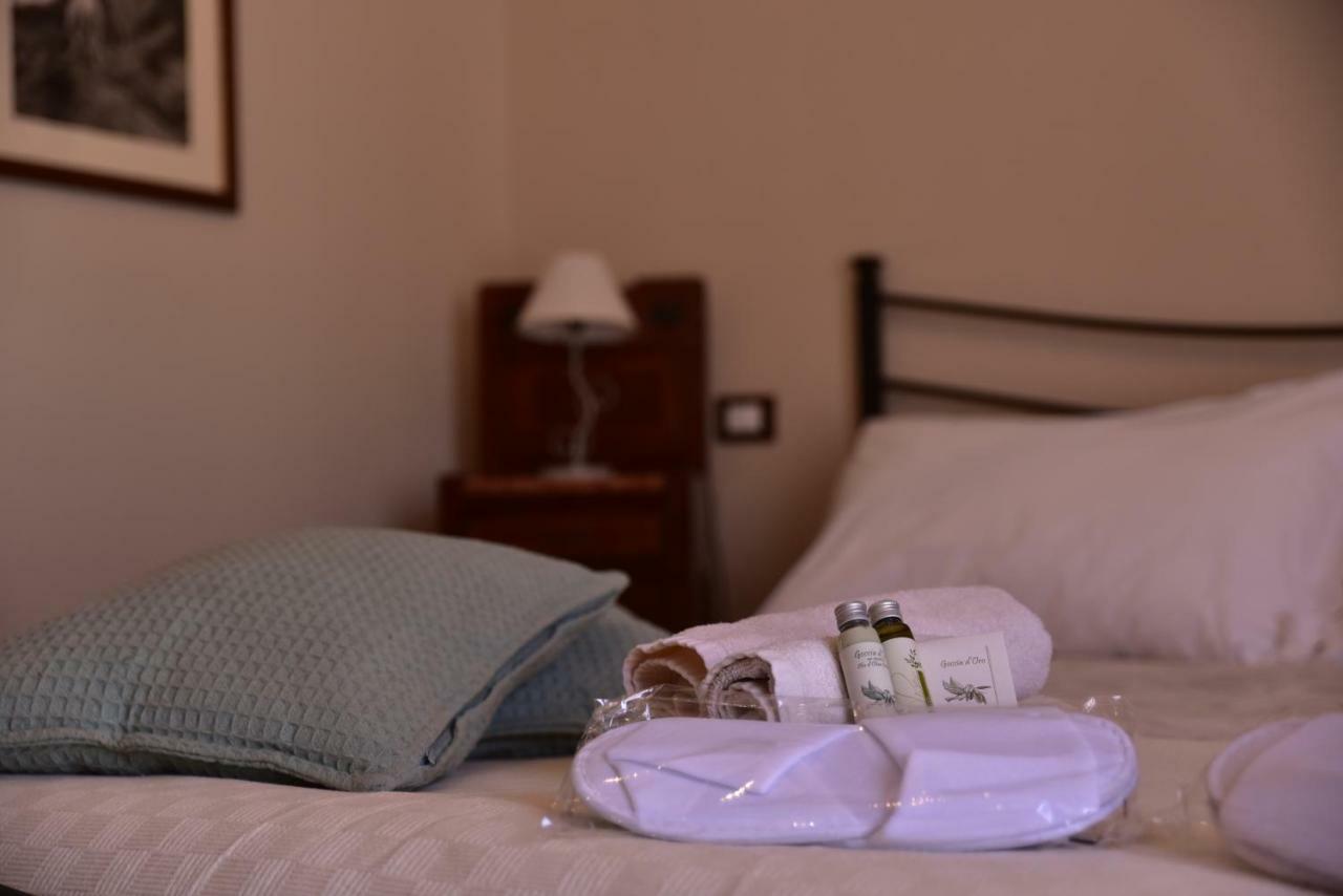 Casa Nina Bed & Breakfast Тойрано Екстериор снимка