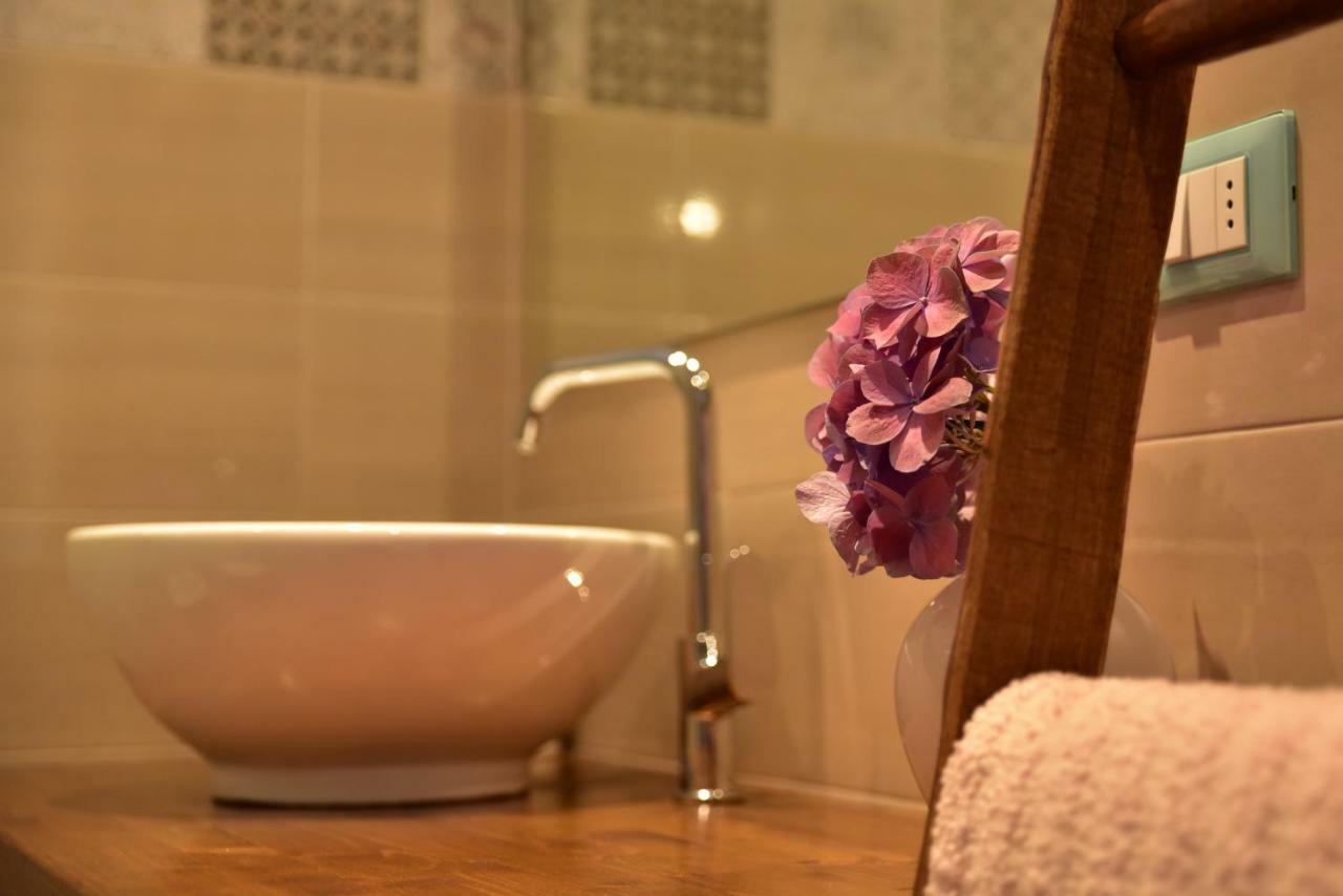 Casa Nina Bed & Breakfast Тойрано Екстериор снимка