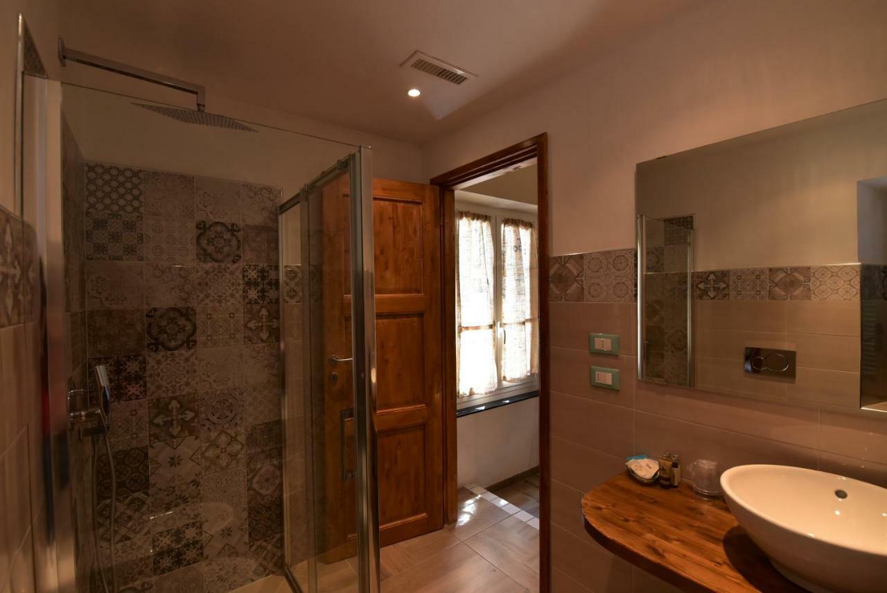 Casa Nina Bed & Breakfast Тойрано Екстериор снимка