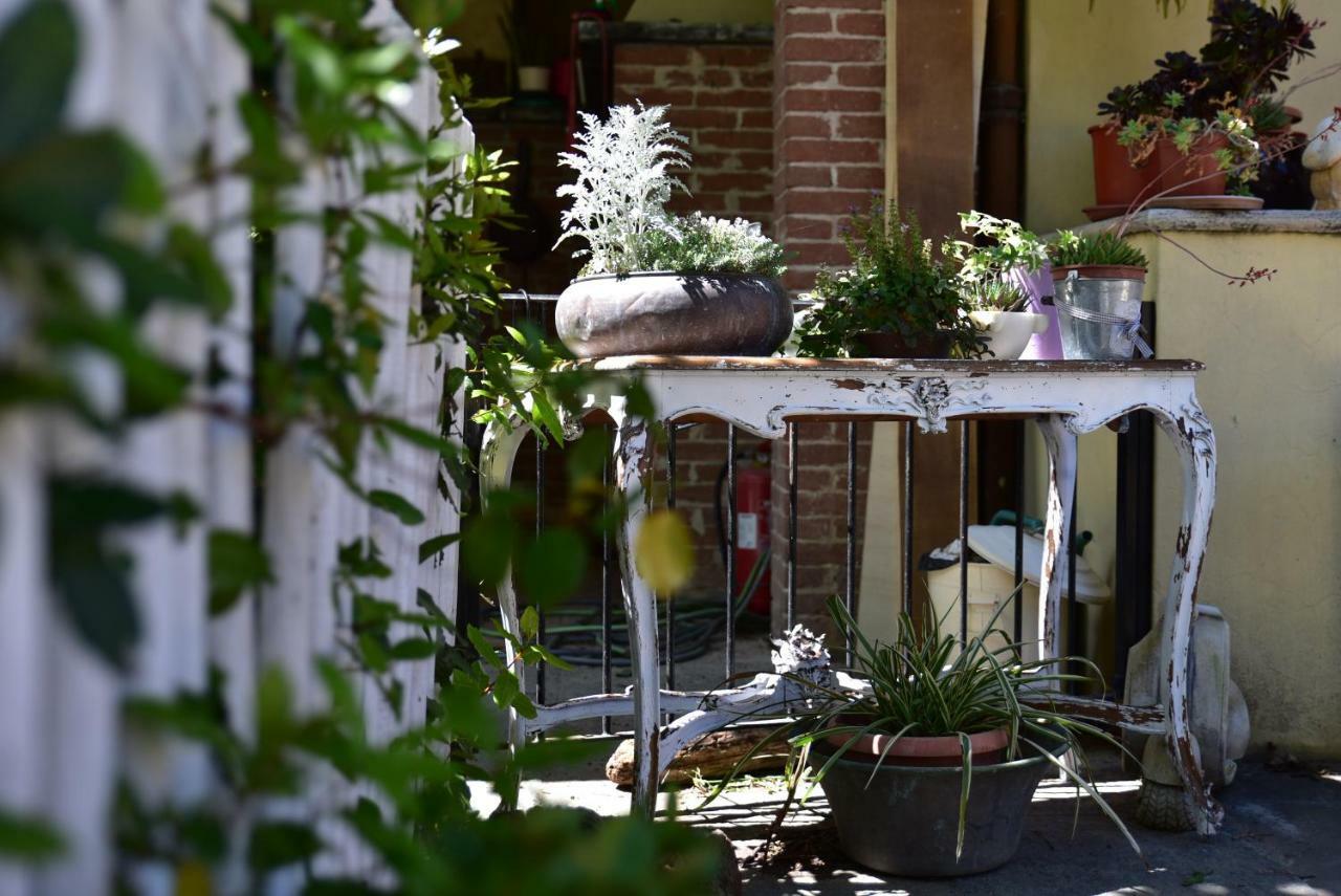 Casa Nina Bed & Breakfast Тойрано Екстериор снимка