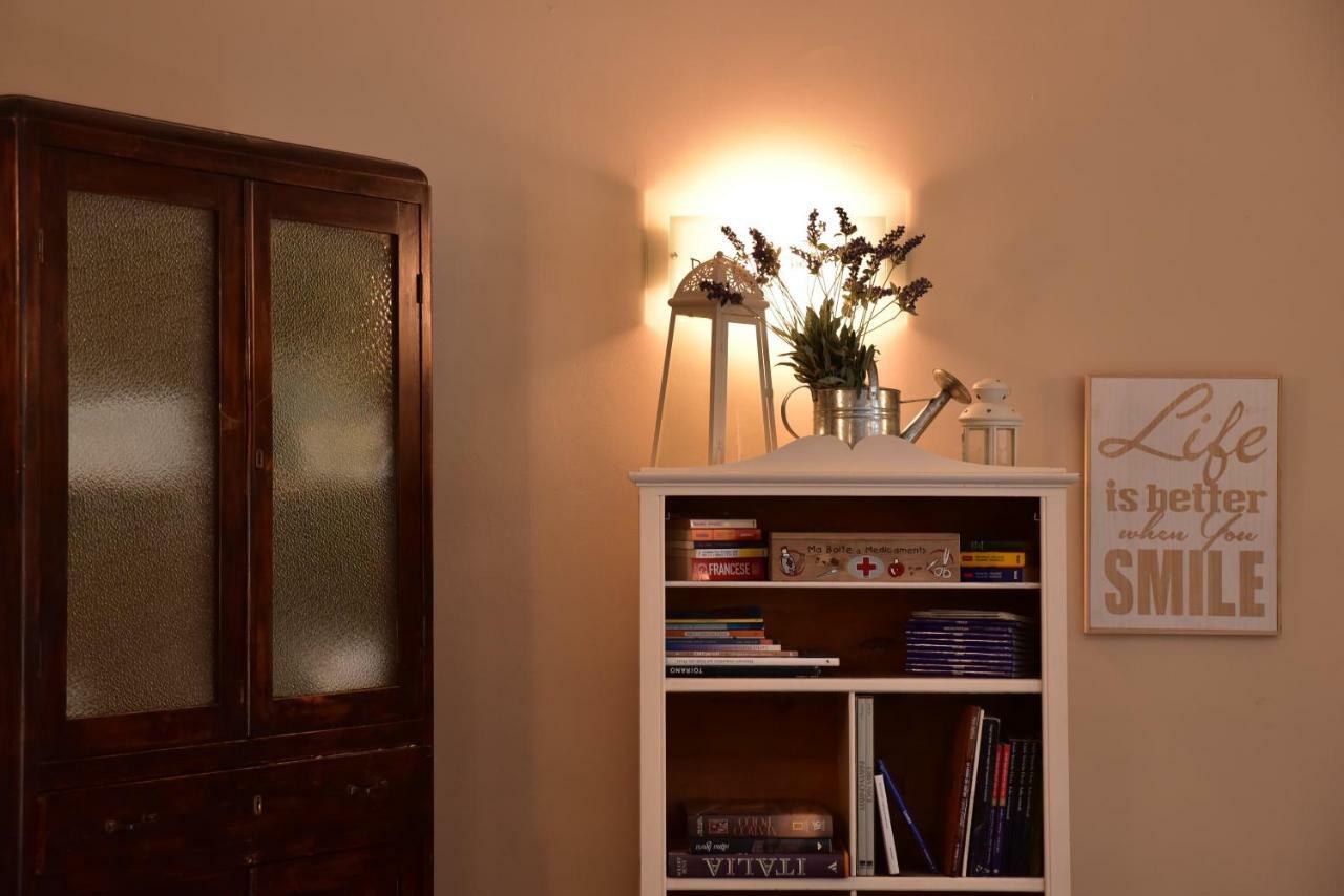 Casa Nina Bed & Breakfast Тойрано Екстериор снимка